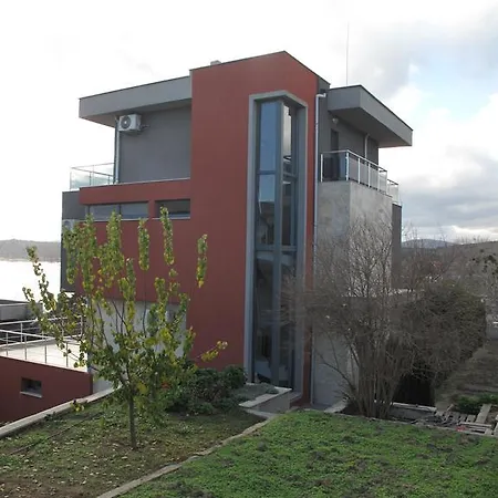 The House Hébergement de vacances *