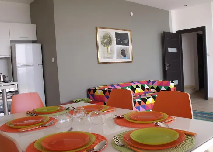 The House 度假居 *